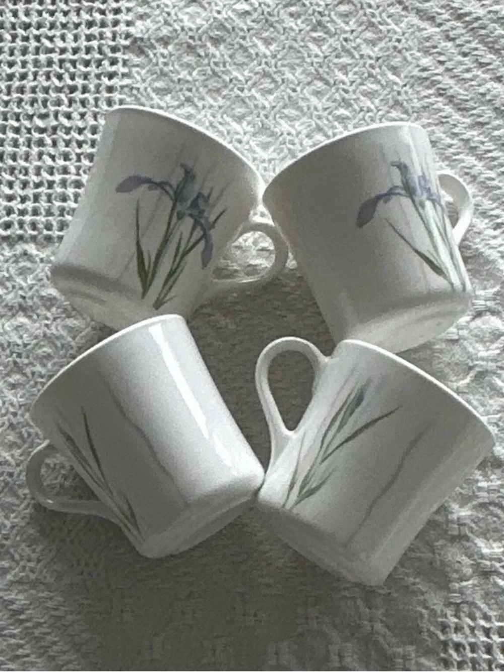 Corelle Shadow Iris Dinnerware Set - Picture 6 of 8